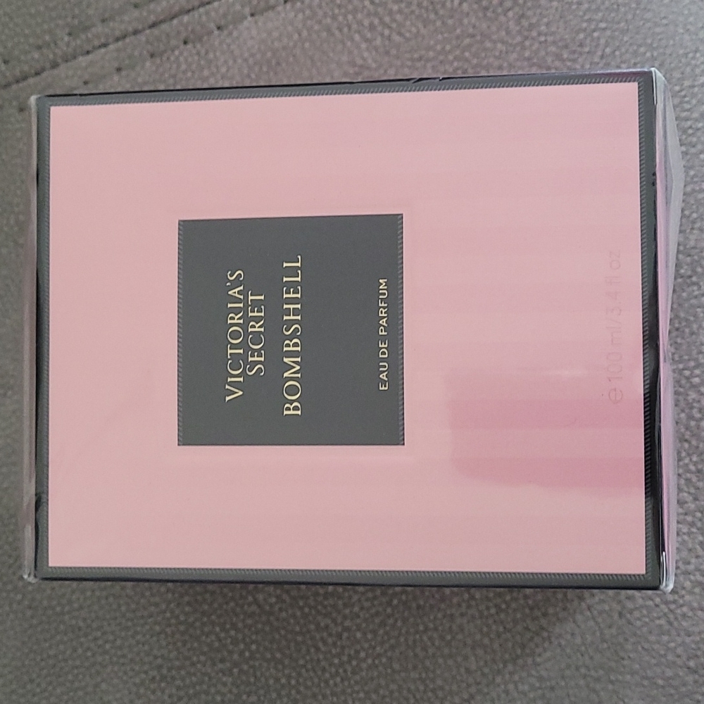Victoria secret bombshell 3.4
